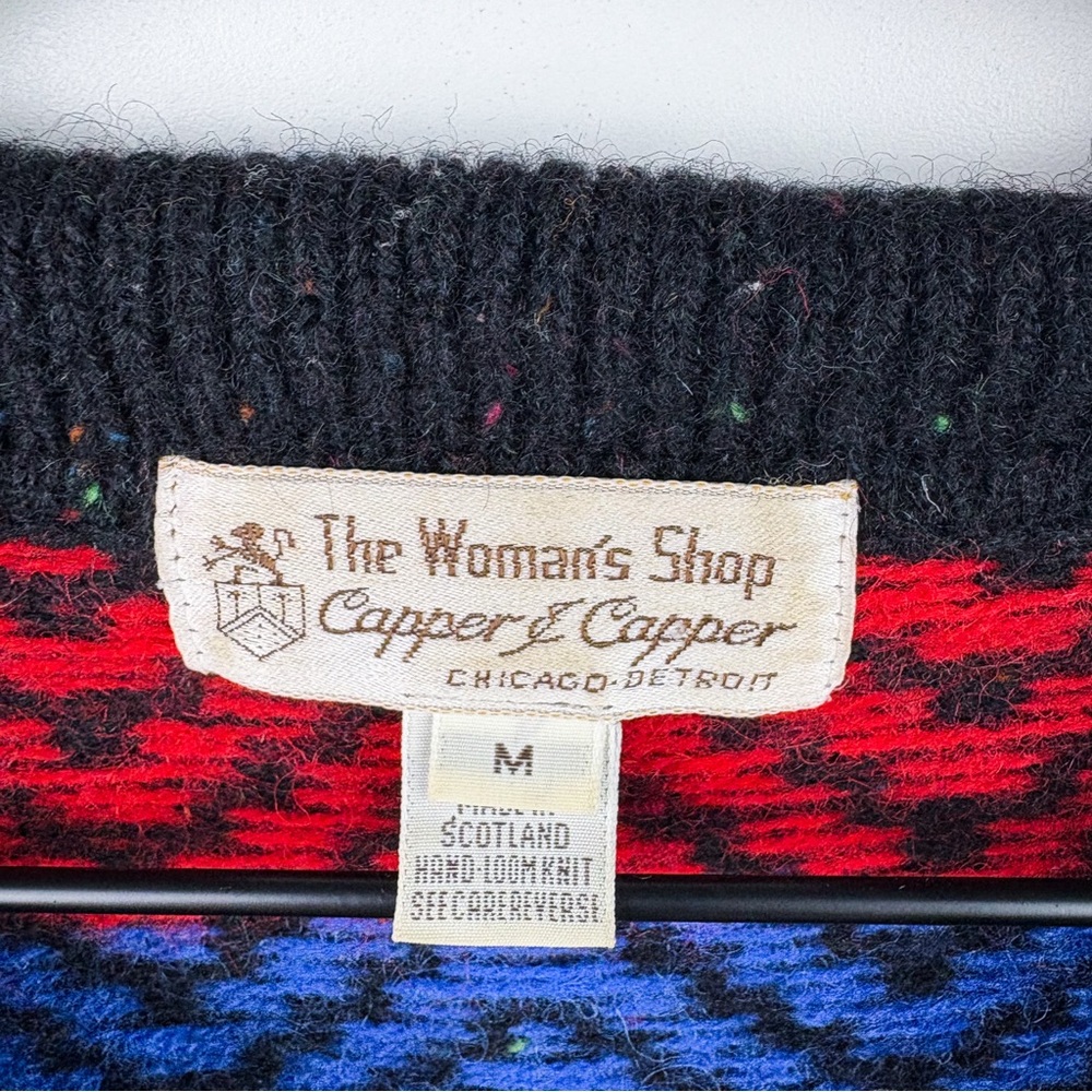 Vintage 100% Wool Collared Red Blue Green Chevron Zig Zag Striped V Neck Sweater - Picture 4 of 7